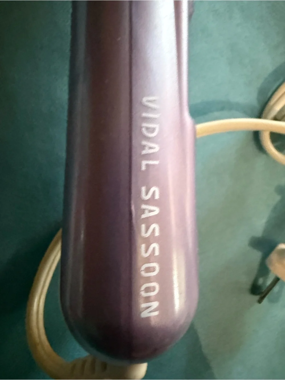 Vidal Sassoon Purple Mini Curling Wand – Compact Travel Hair Styler